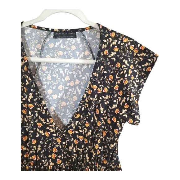 Urban Outfitters Julia Ditsy Floral Short Sleeve Tiered Mini Dress Women's XS - Picture 5 of 9